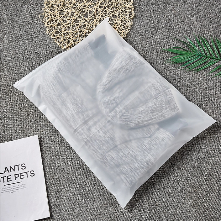 Frosted Bag Clothing Packaging Gift Bags Plastic Zip Lock Plastic Bag With Zipper