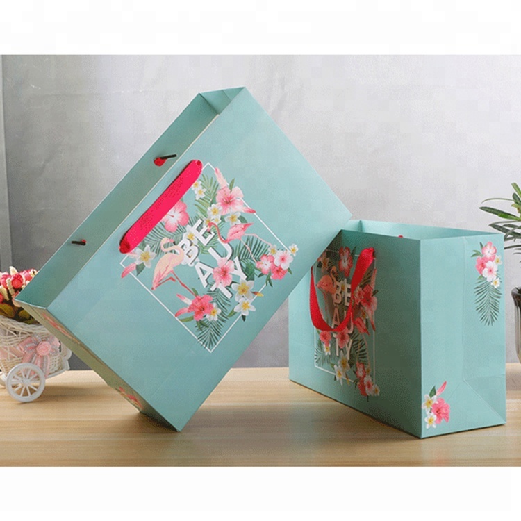 Custom Printed Luxury Brand Retail Shopping Packaging Clothing Paper Bag With Logo